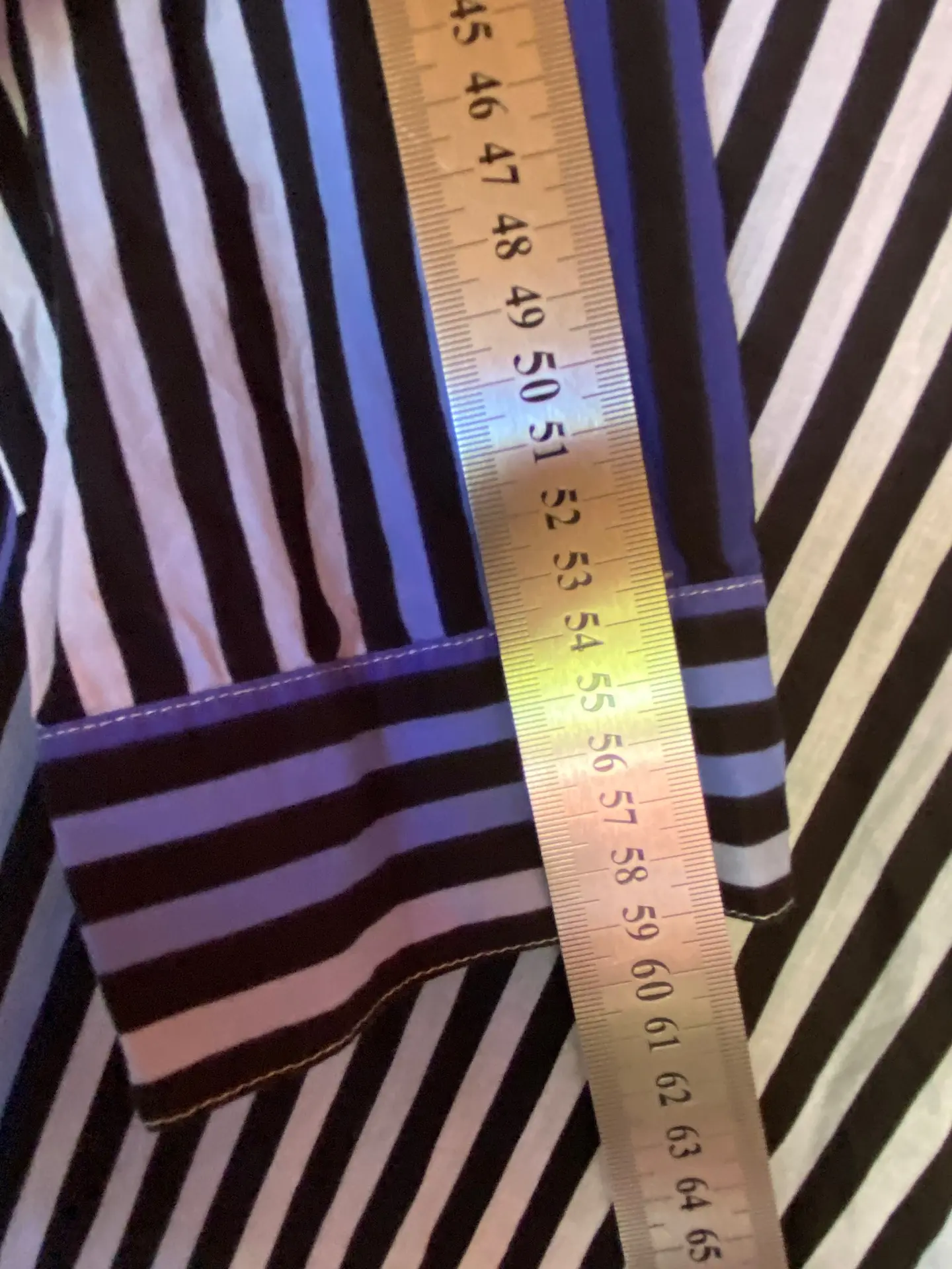Camisa Larga de Rayas Azul y Negro Tommy Bahama, Talla M 13