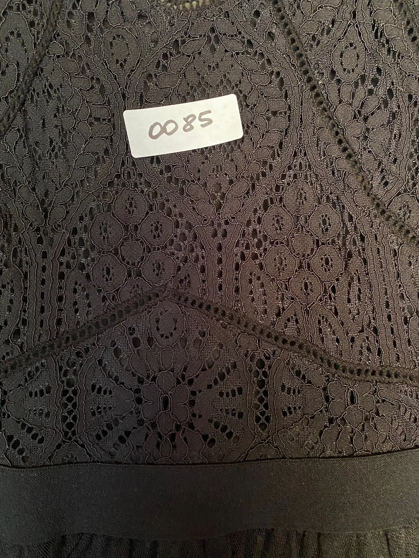 Vestido Corto Negro de Fiesta con Encaje e Xhilaration, Talla M 17