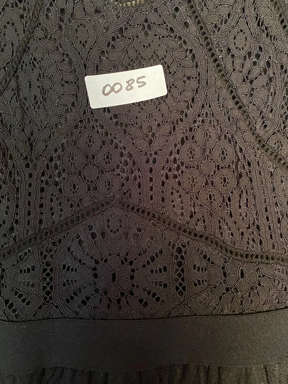 Vestido Corto Negro de Fiesta con Encaje e Xhilaration, Talla M 17