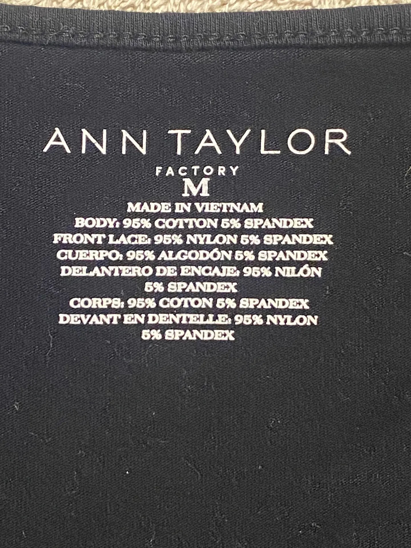 Polera Negra Sin Mangas con Encaje Frontal Ann Taylor Factory, Talla M 7