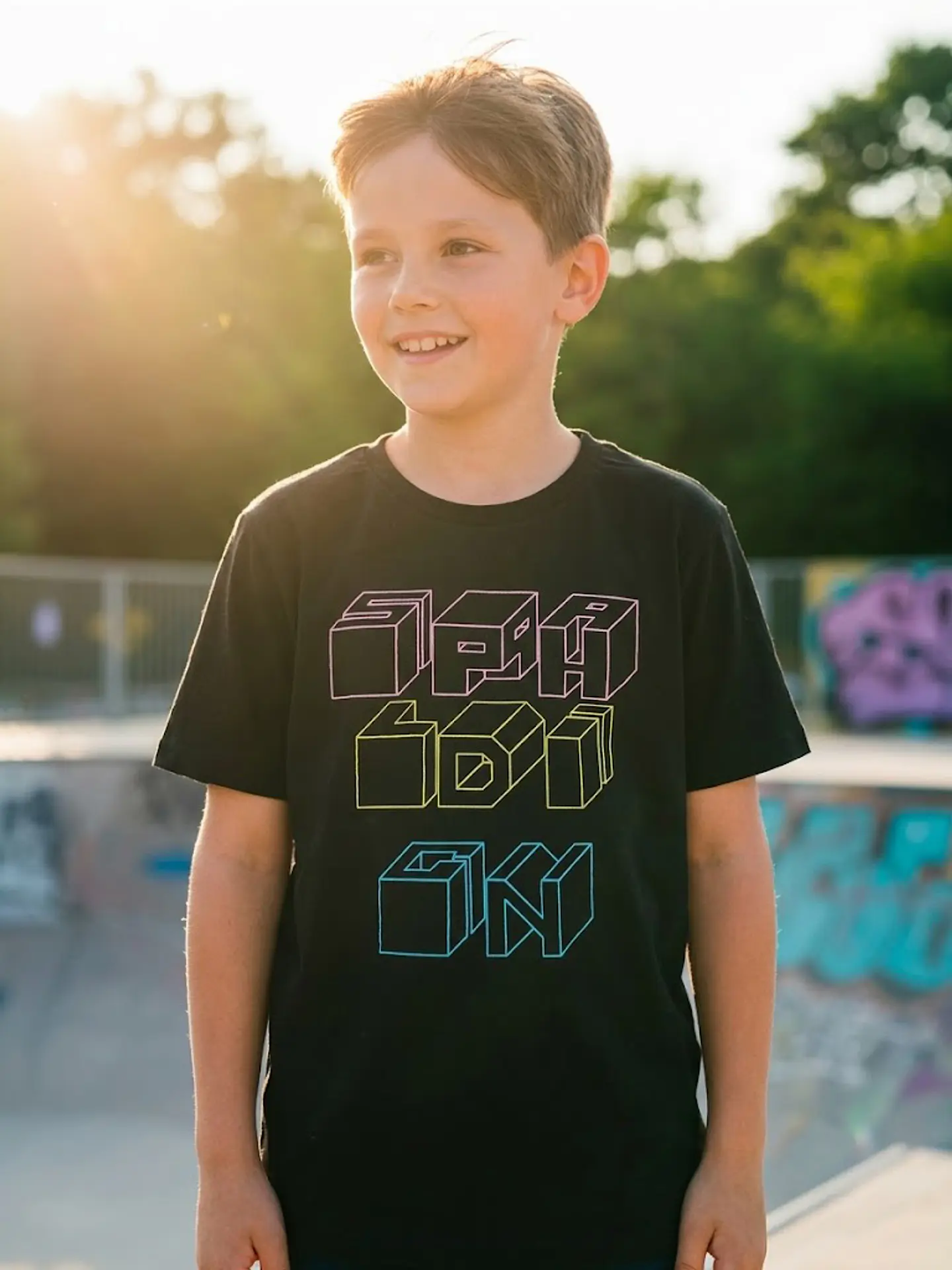 Polera Negra de Niño Spalding, Talla 10 4