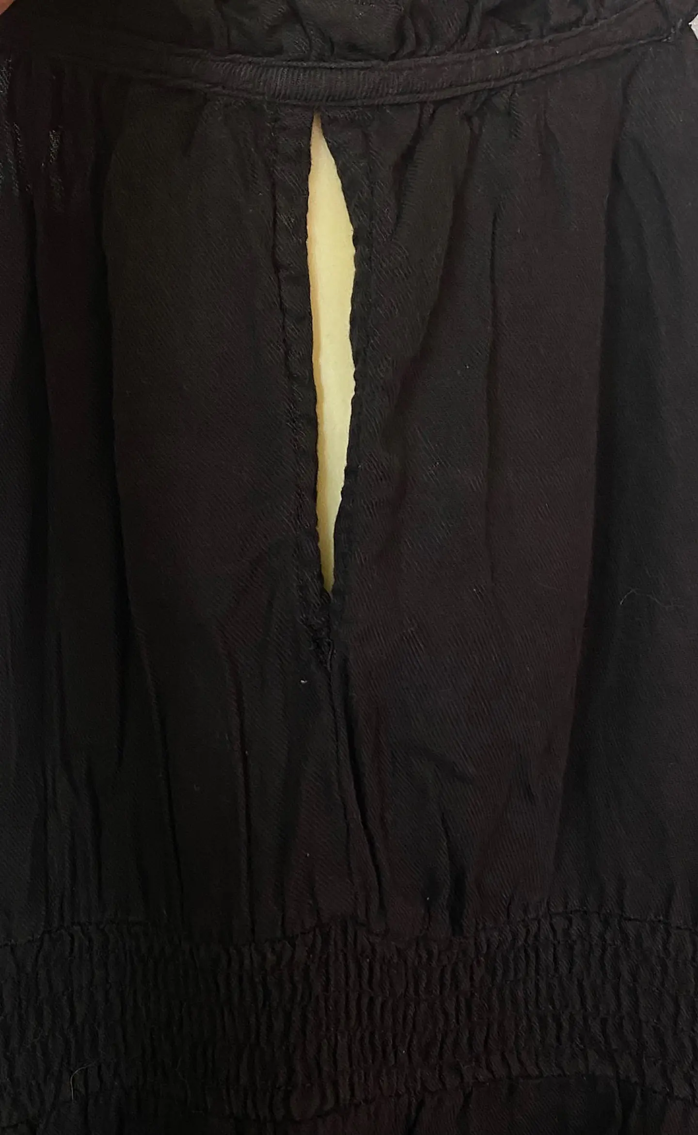 Vestido Corto Negro Nicopoly Bordados y Mostacillas, Talla S 9