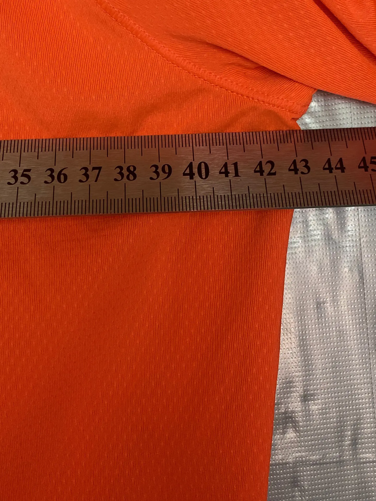 Polera Deportiva Under Armour Run Naranja, Talla S 10