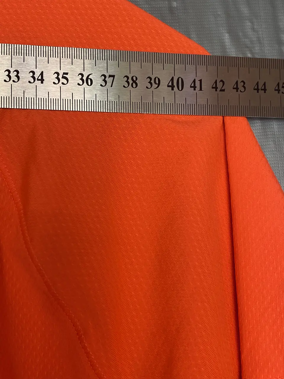 Polera Deportiva Under Armour Run Naranja, Talla S 11