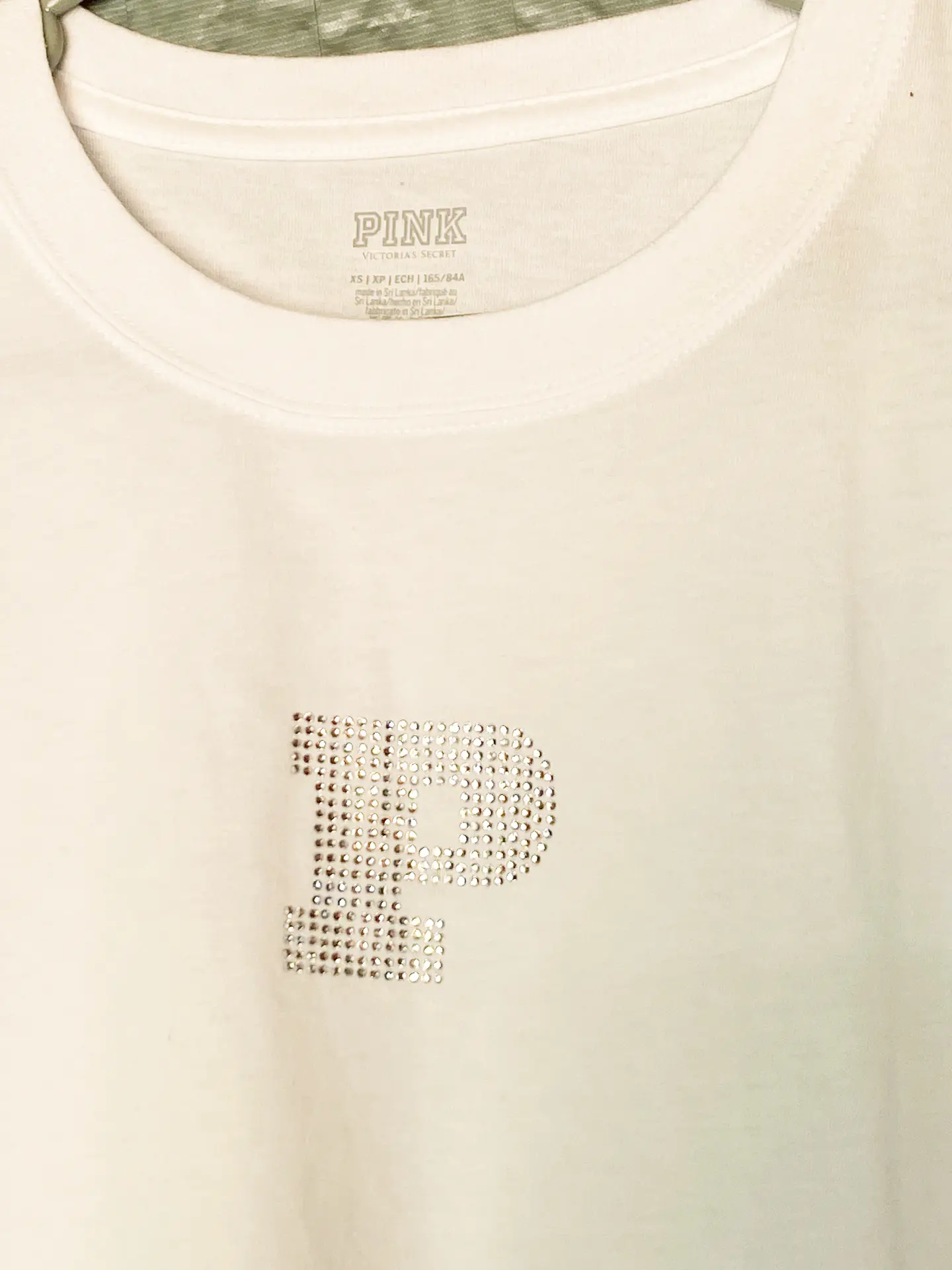Polera Manga Corta Blanca Mujer Victoria's Secret Pink con Brillantes, Talla XS (NUEVO) 6