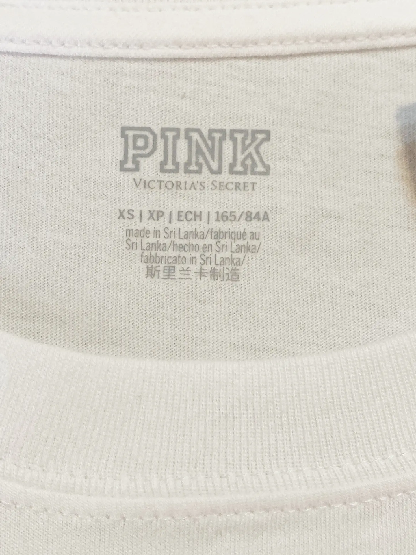 Polera Manga Corta Blanca Mujer Victoria's Secret Pink con Brillantes, Talla XS (NUEVO) 7
