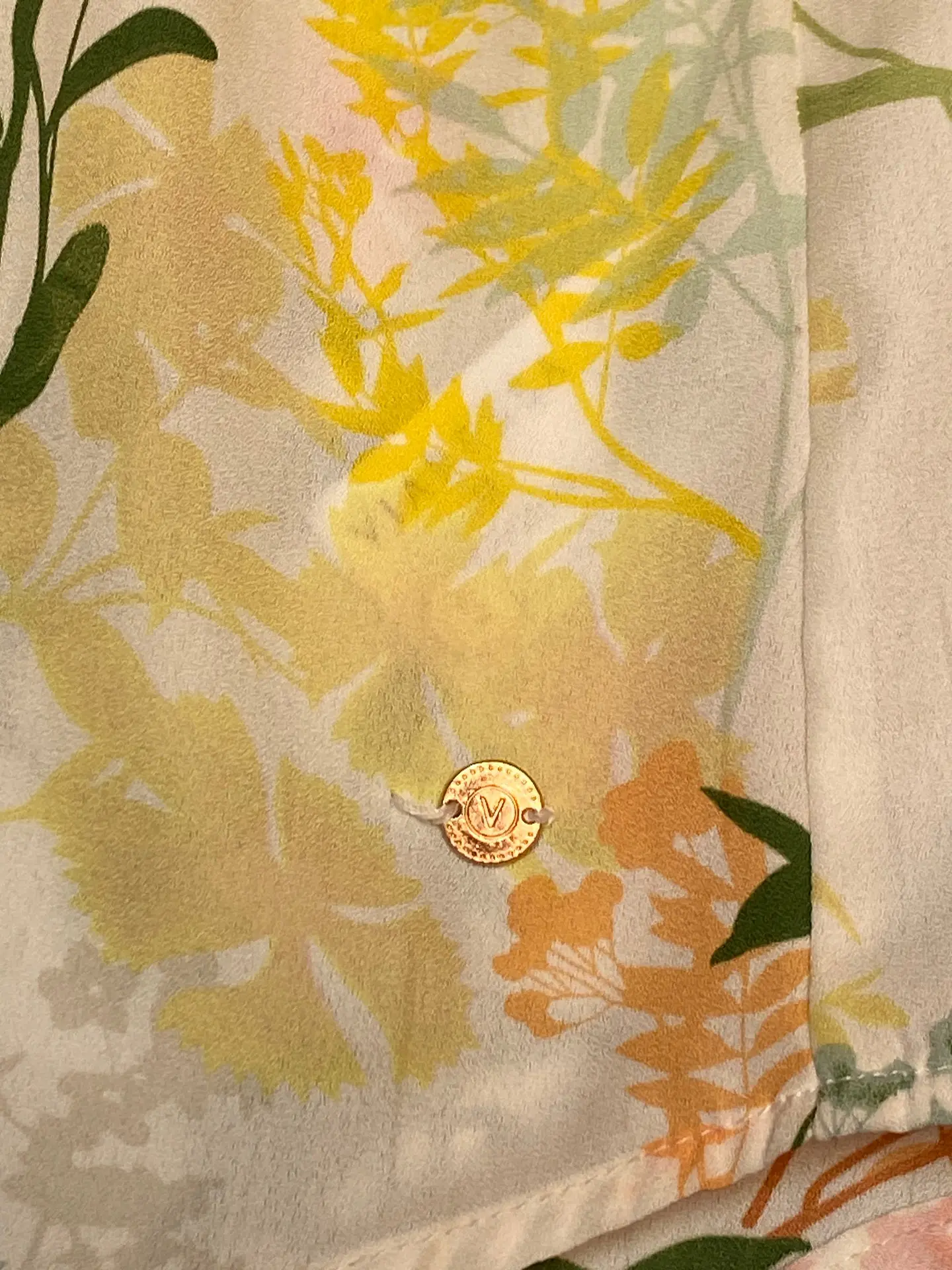 Blusa Estampada Flores Manga Corta Víaressa - Talla M 12