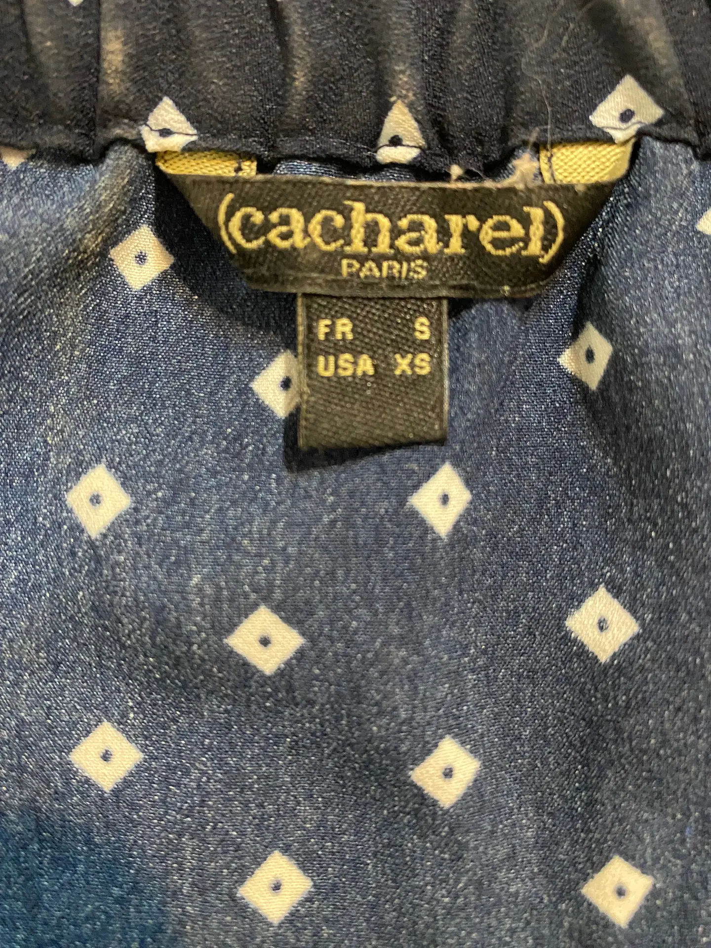 Blusa Estampada Azul Cacharel cuello bote- Talla S 6