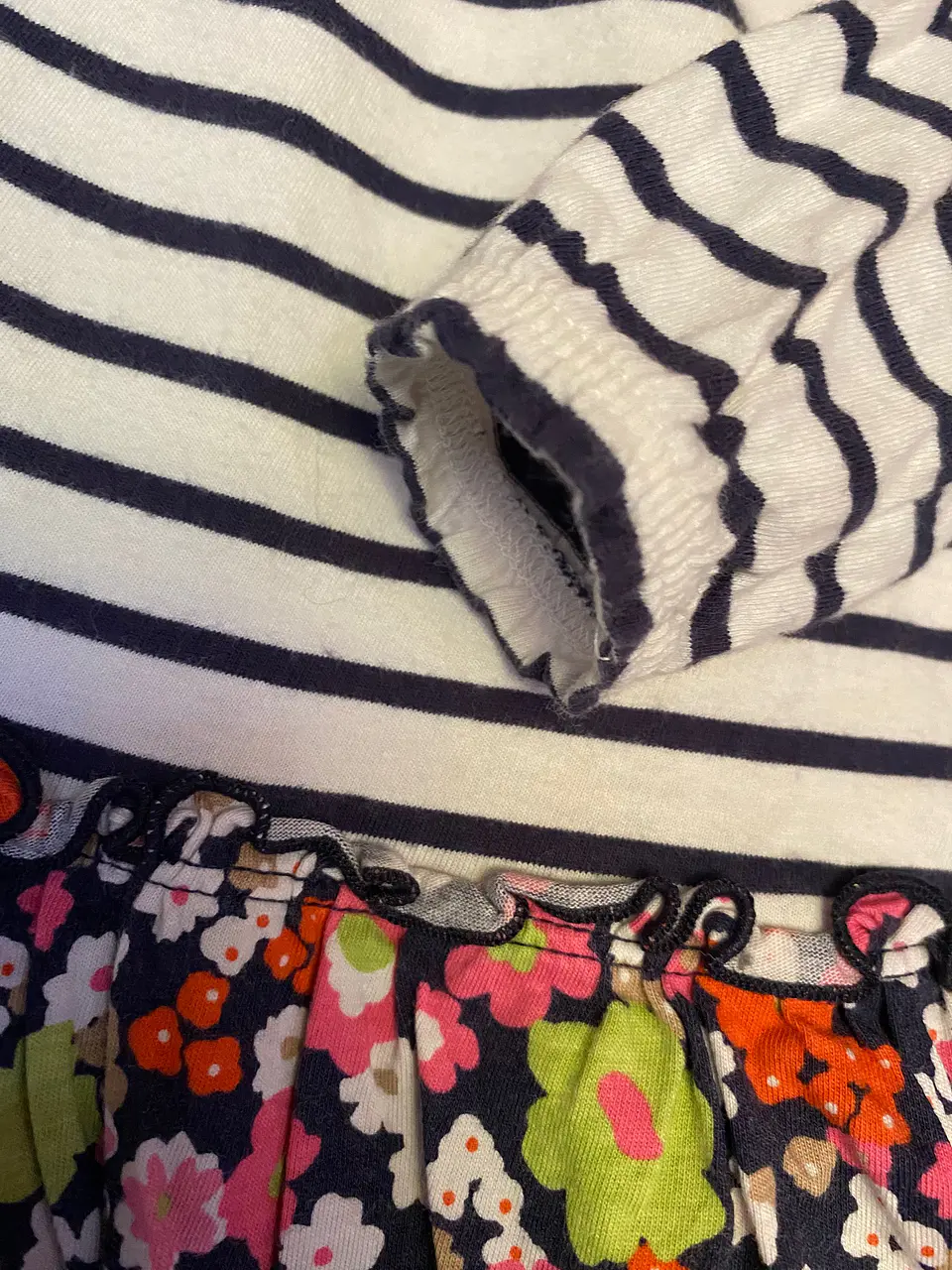 Vestido Infantil Rayado con Flores OshKosh - Talla 12 Meses 9