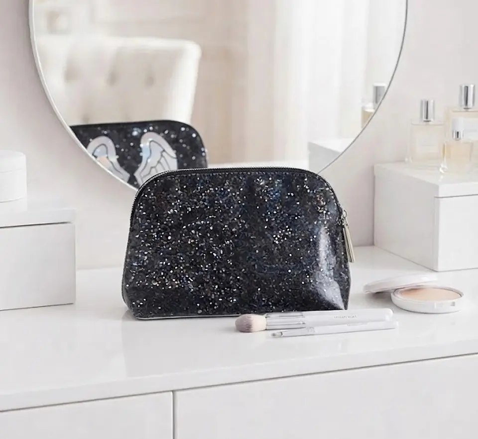 Victoria's Secret Estuche Cosmetiquero Glitter Alas 2