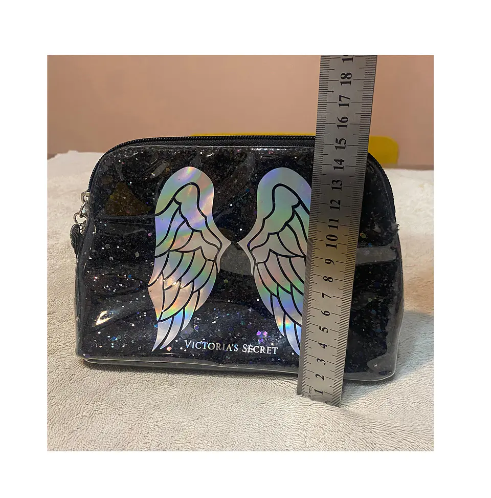 Victoria's Secret Estuche Cosmetiquero Glitter Alas 7