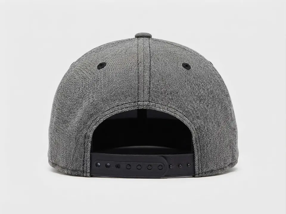 Gorra Jockey Adidas Gris Ajustable - Estilo Urbano Talla Única 3