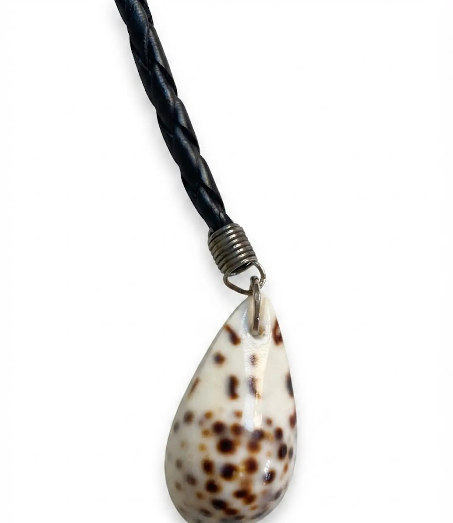 Collar Exclusivo - Combinación Madera, Nácar y Cuero Sintético 6