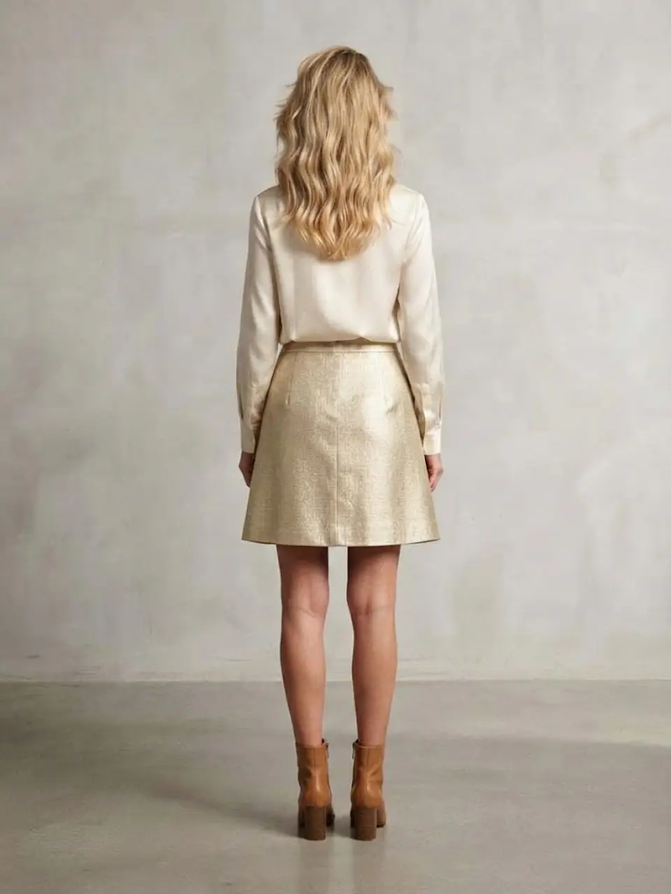 Falda Nueva Brooks Brothers Talla 2 - Elegancia Texturizada y Estilo Sofisticado 4