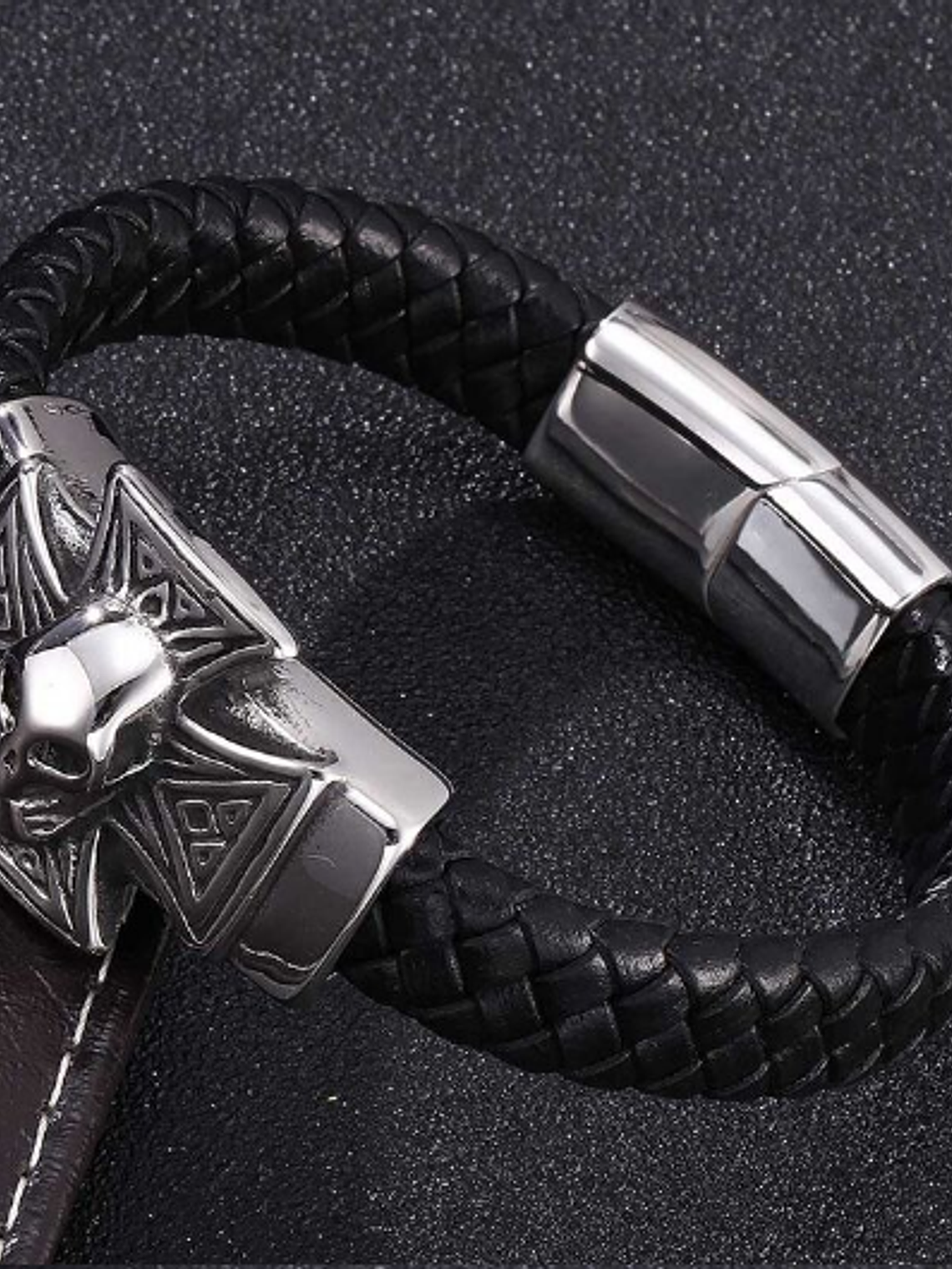 Pulsera Calavera en cruz 2