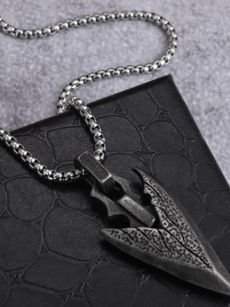 Collar con Colgante Flecha MA 2