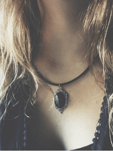 Colgante Gótico Negro-borde tipo plata Fantasía