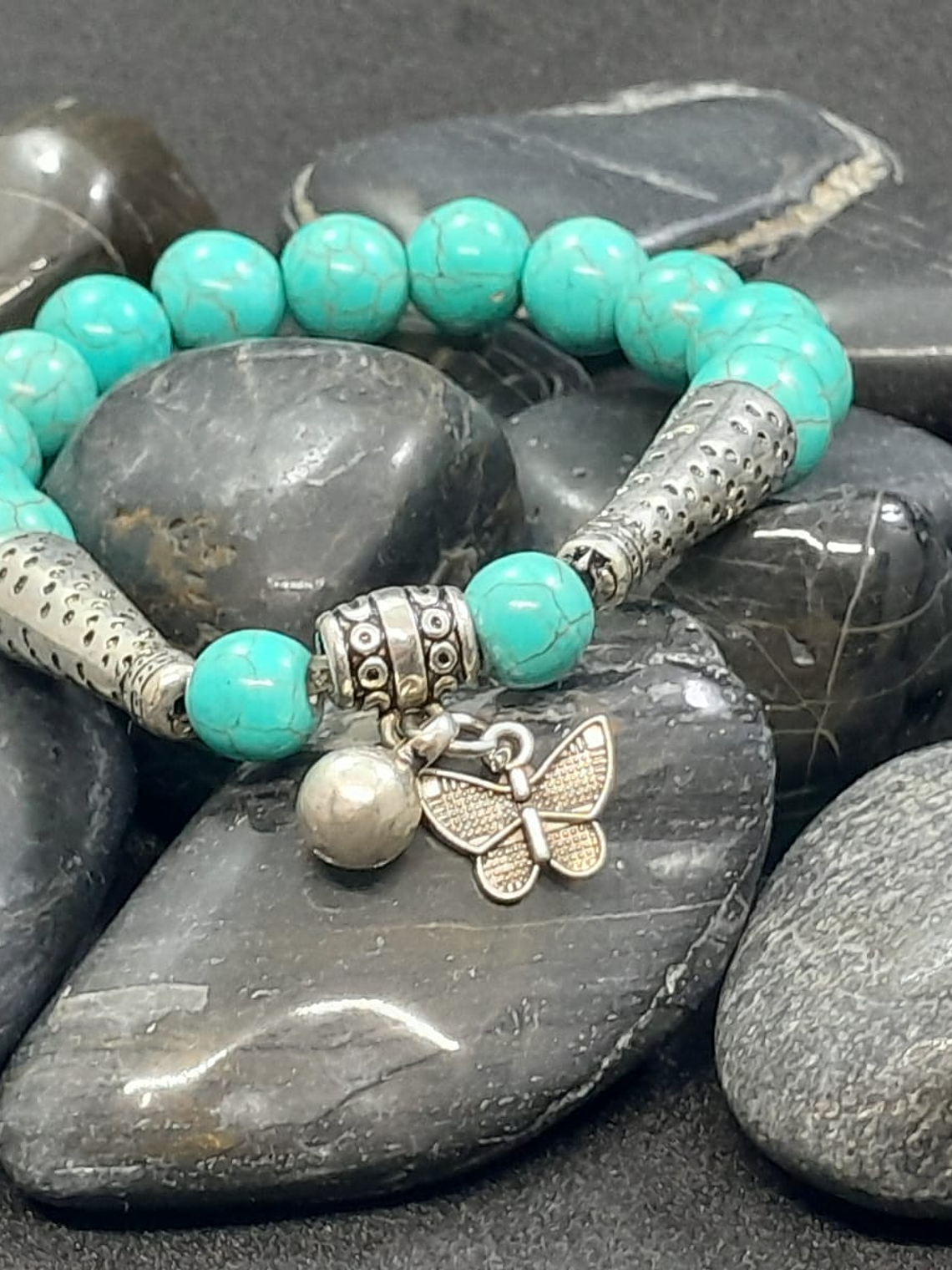 Pulsera piedras turquesa dije Mariposa. 1