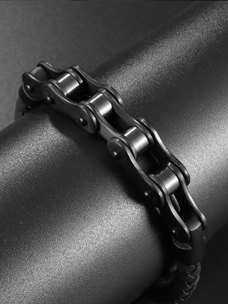 Pulsera cuero Negro entrelazado y Cadena 2