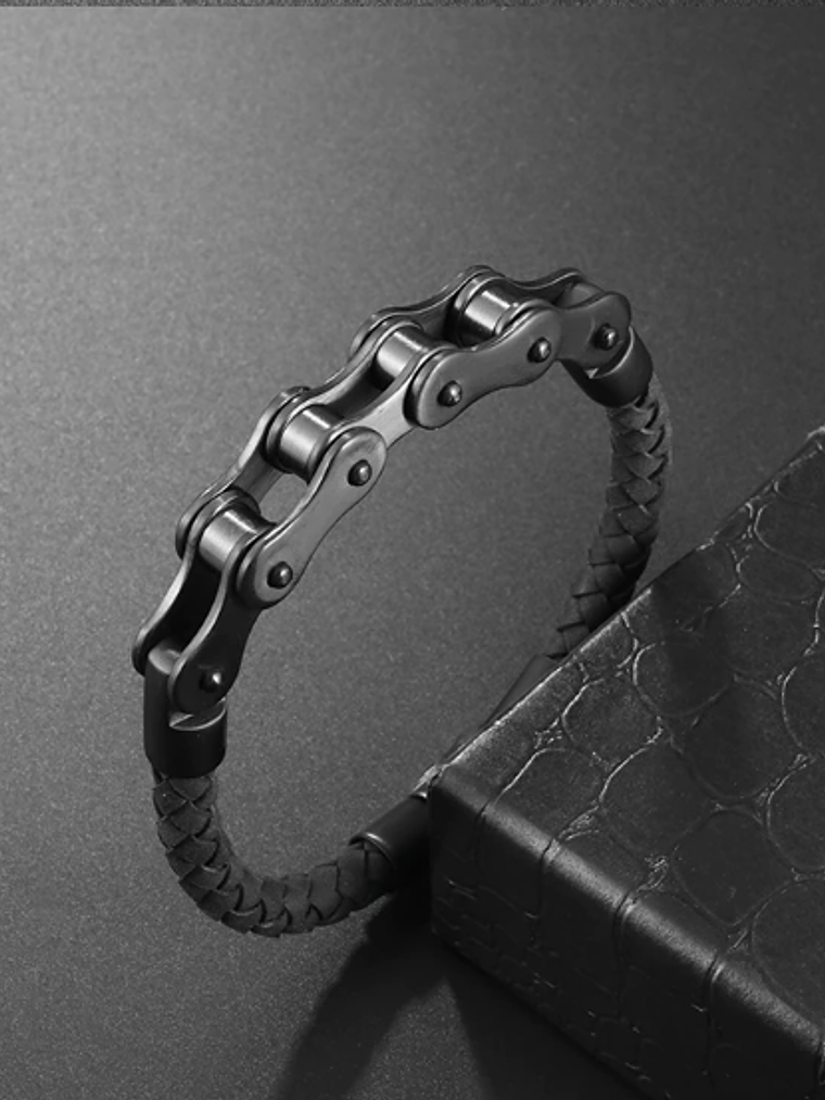 Pulsera cuero Negro entrelazado y Cadena 3