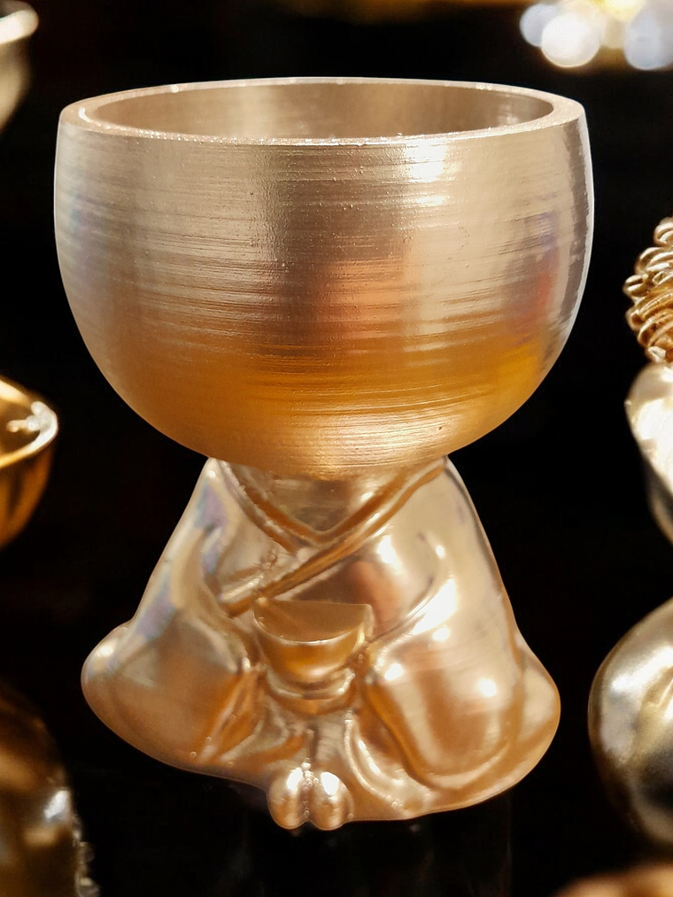 Macetero monje meditando 10 cm 4