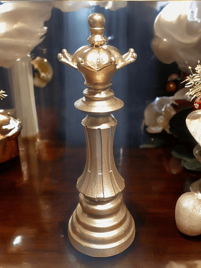 Figura Reina de Ajedrez 24cm