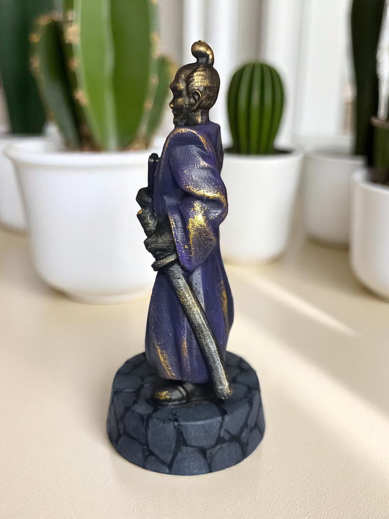 Figura decorativa pequeño shogun japonés 15cm 2