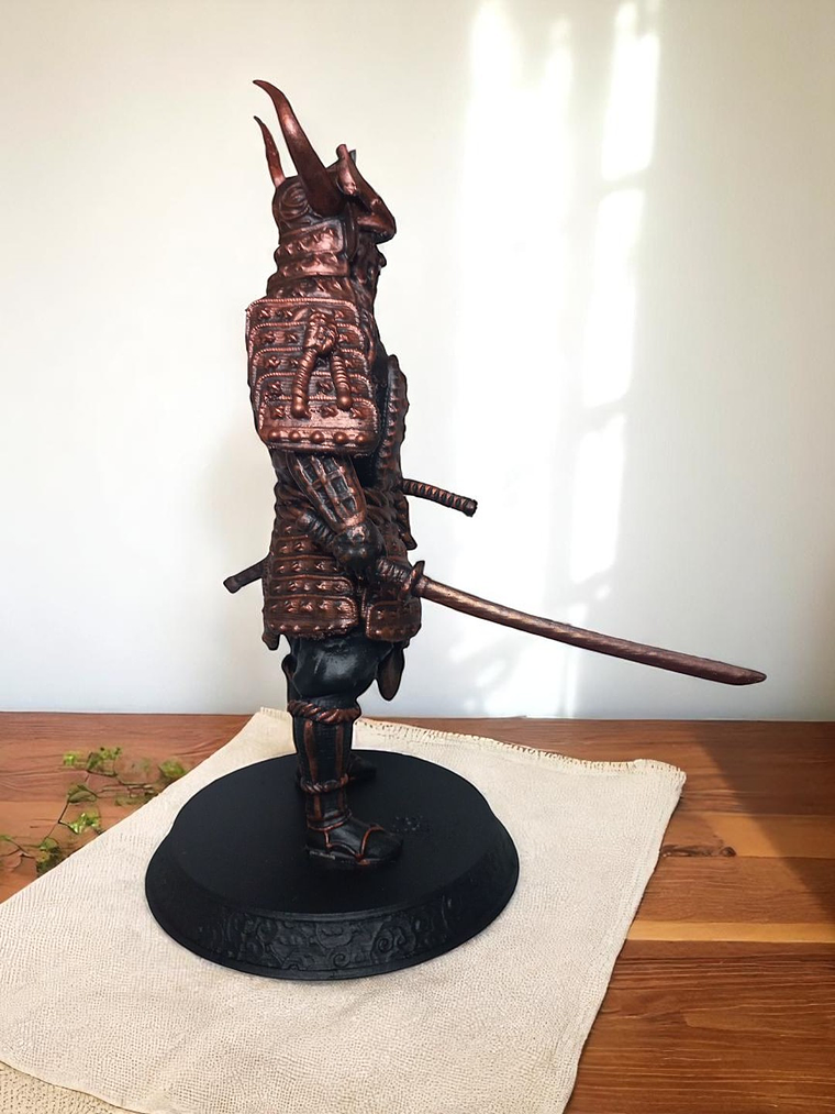 Figura Samurái efecto cobre 25cm 4