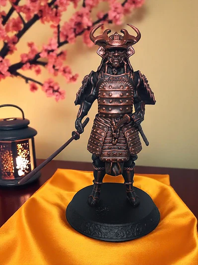 Figura Samurái efecto cobre 25cm