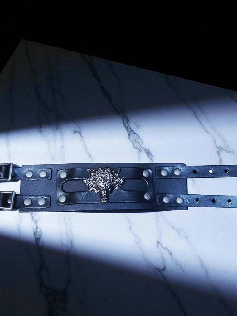 Brazalete de cuero Black Wolf 3