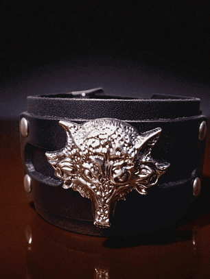 Brazalete de cuero Black Wolf