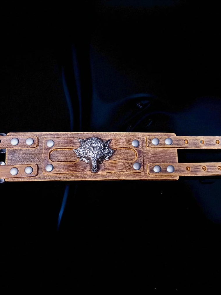 Brazalete de cuero Brown Wolf 3