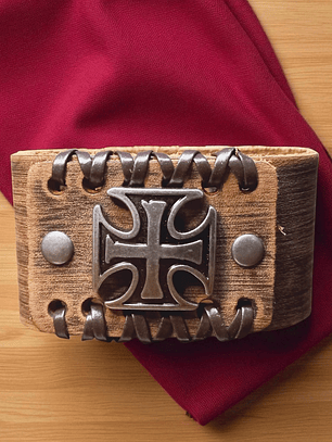 Brazalete de cuero Cruz de Hierro 