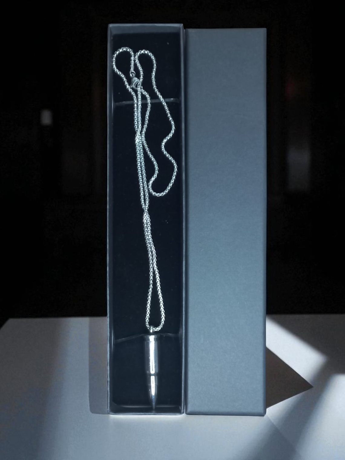 Collar con Colgante en acero diseño bala 2