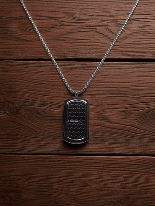 Collar con Colgante en acero diseño panal silver