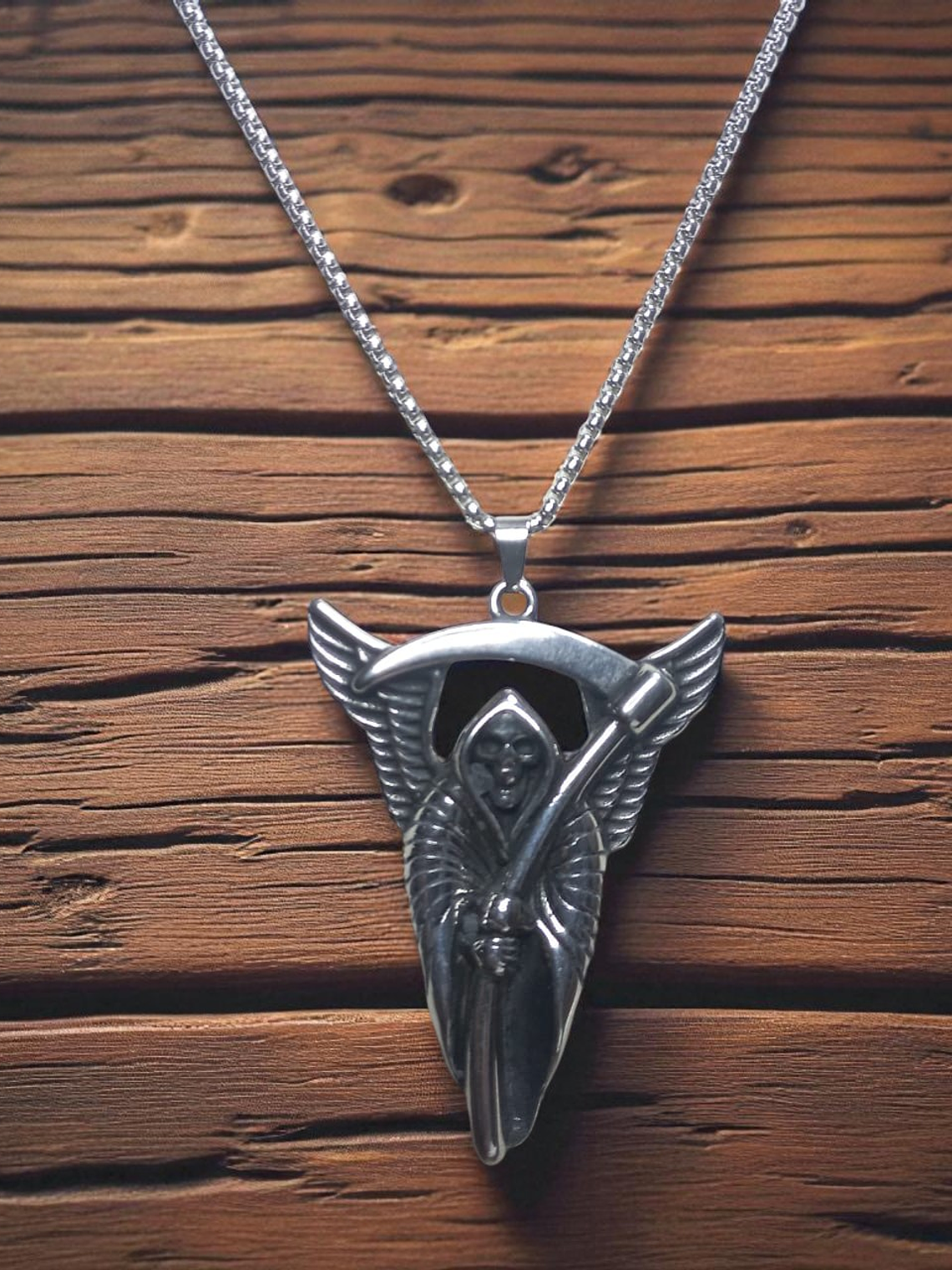 Collar con Colgante en acero diseño de la Parca o Segador 1