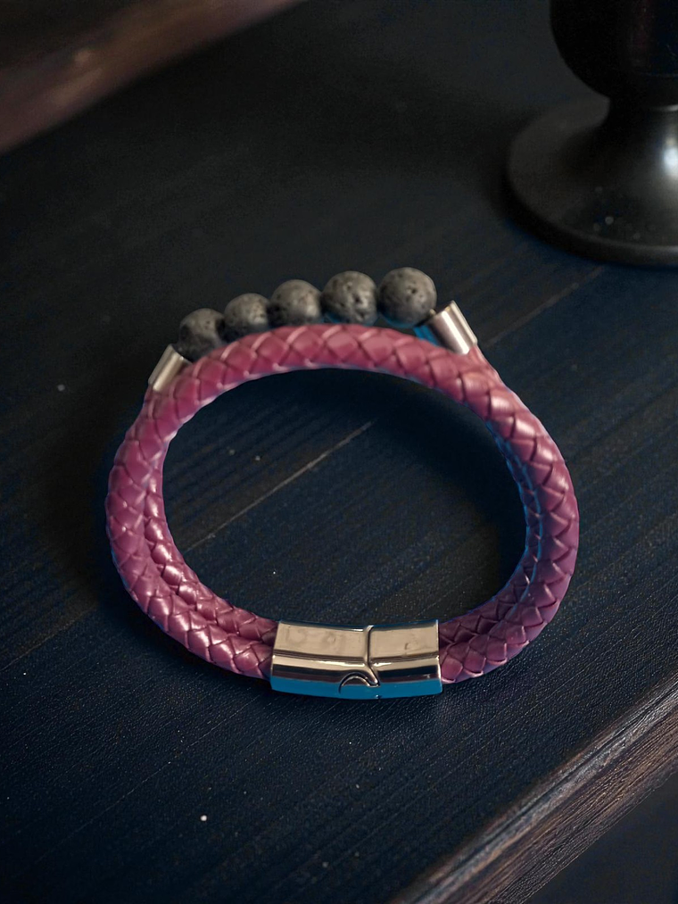 Pulsera de cuero con piedra volcánica y cierre magnético 2