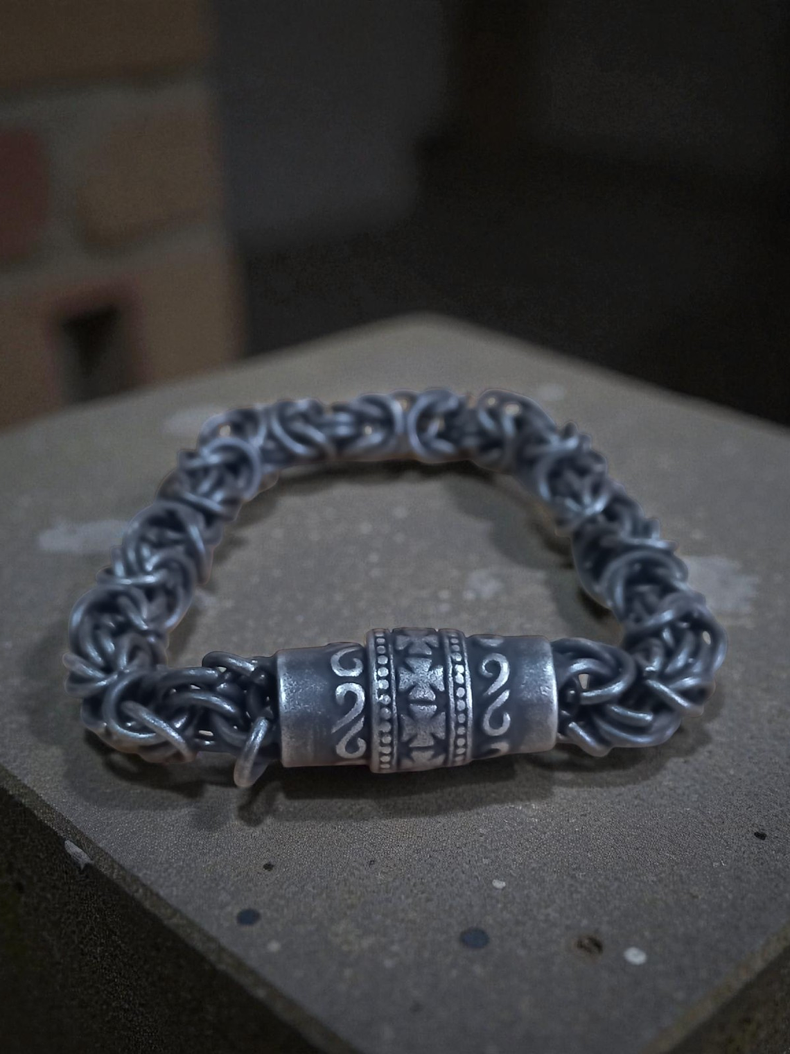 Pulsera de acero envejecido con cierre magnético 21.5cm 1