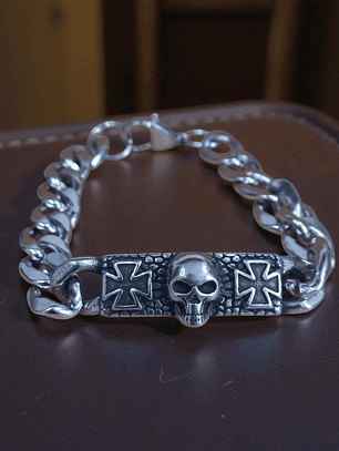 Pulsera de acero calavera y cruz templaria 21cm