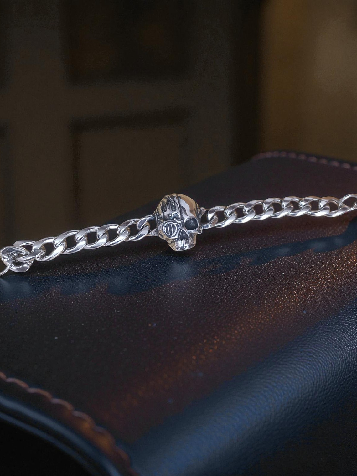 Pulsera de acero calavera cyborg 18 cm 1