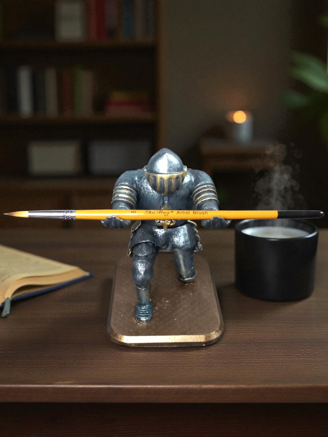 Portalápiz caballero flor de lis 13cm 4