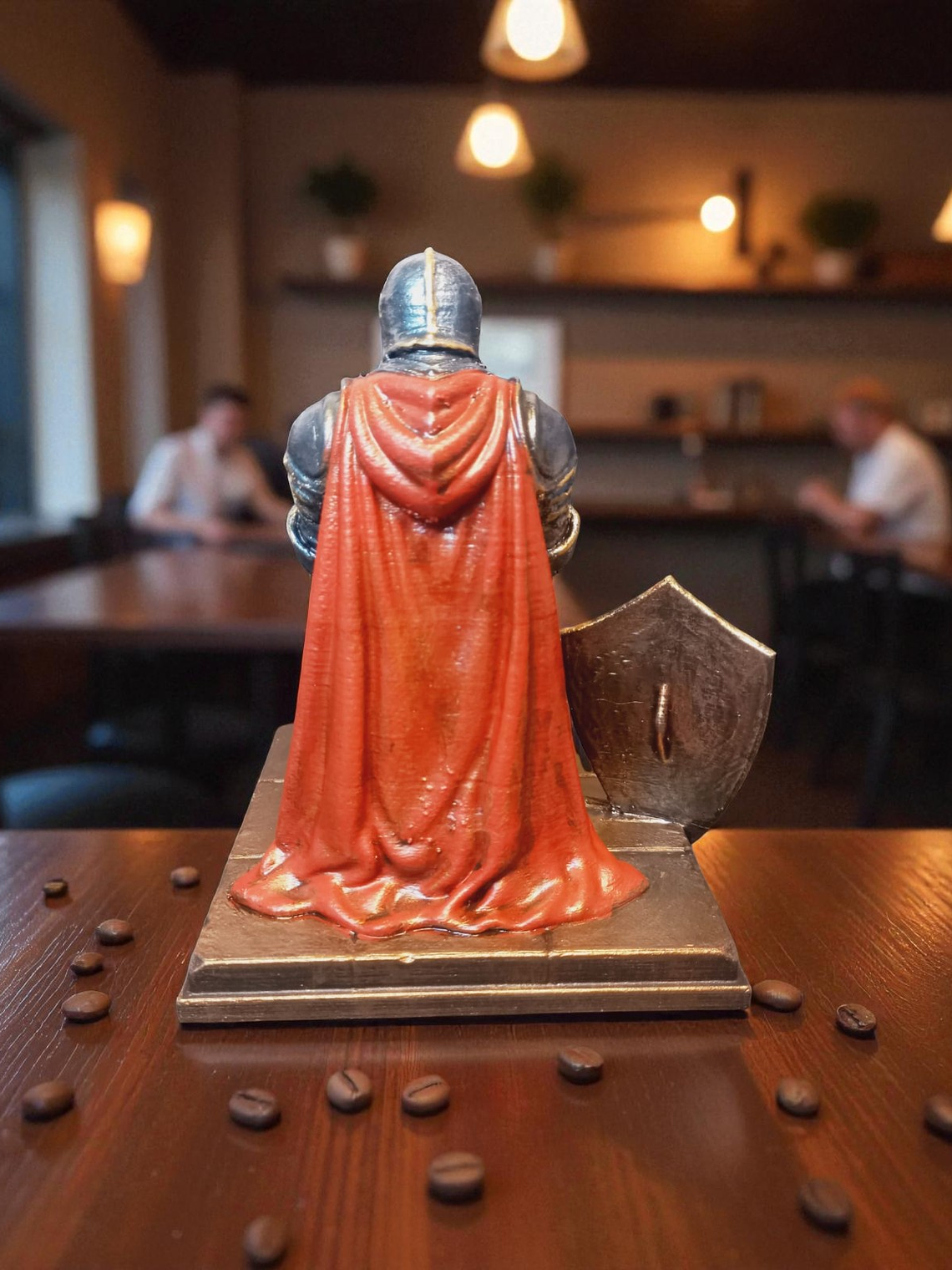 Porta Lápiz caballero y escudo 13cm 5