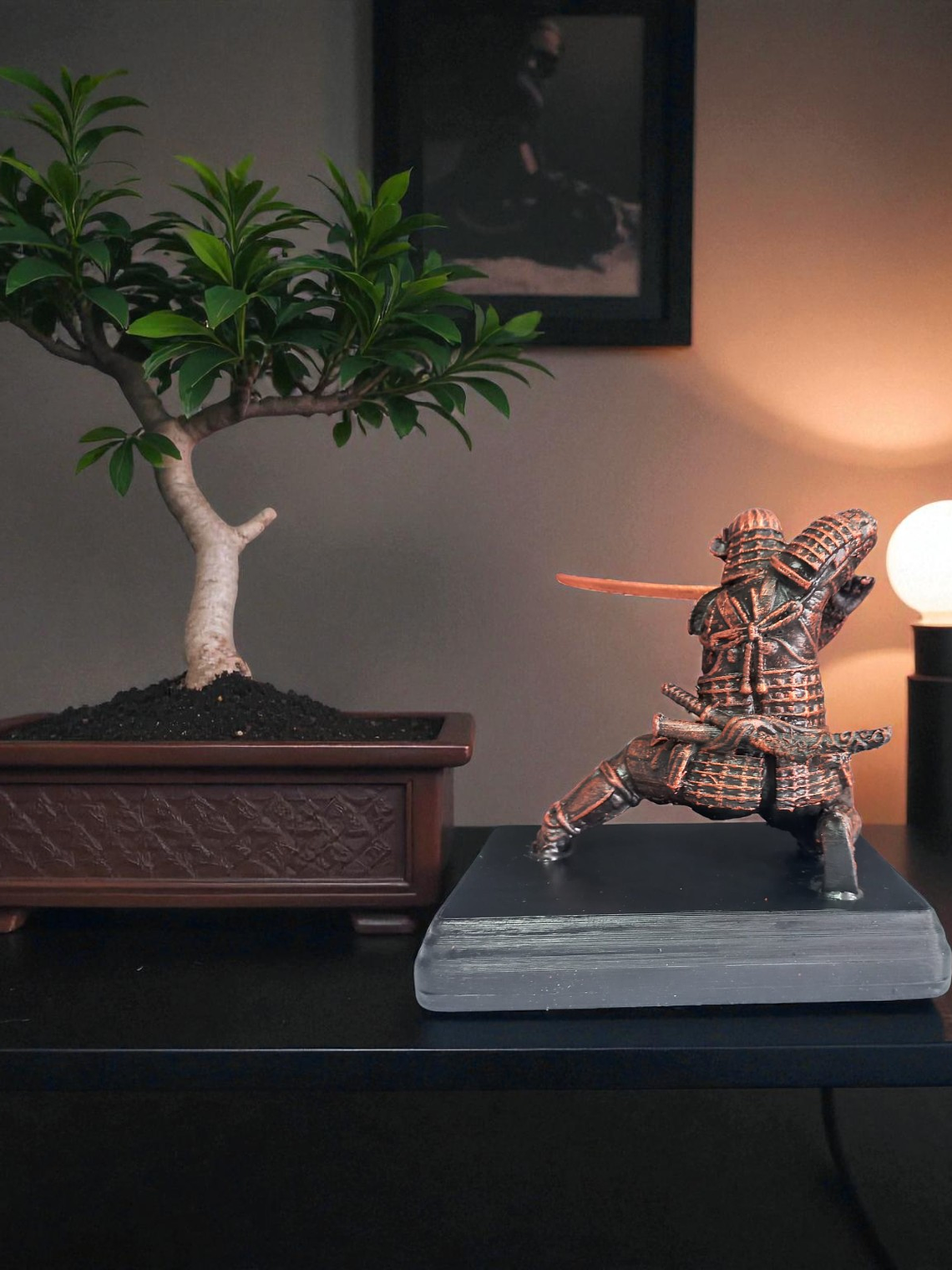 Samurái Arrodillado color cobre 12cm 4