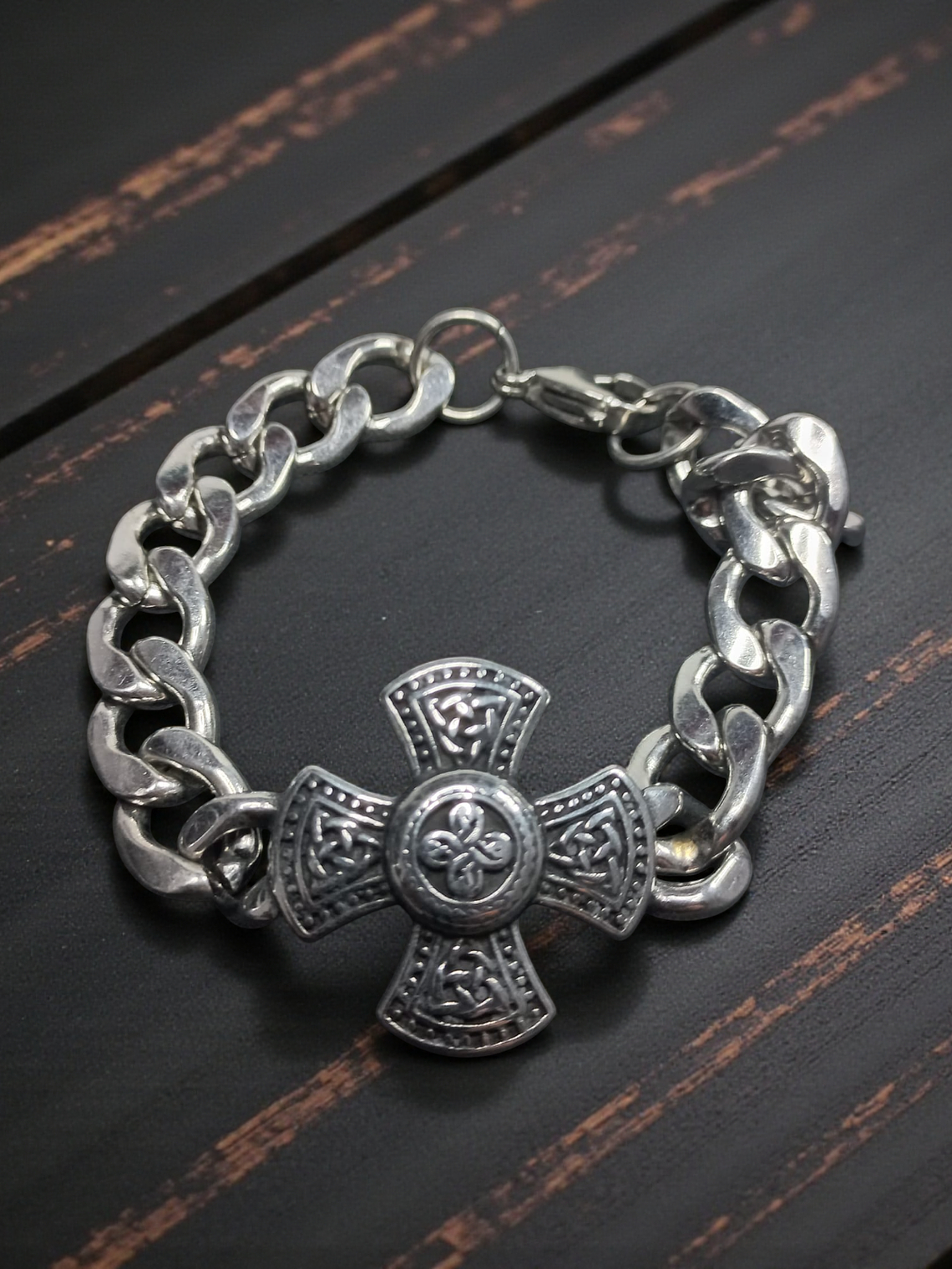 Pulsera de acero cruz con diseños celtas 21cm 1