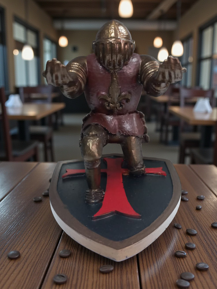 Porta Lápiz Caballero flor de lis base cruz templaria 13cm 2