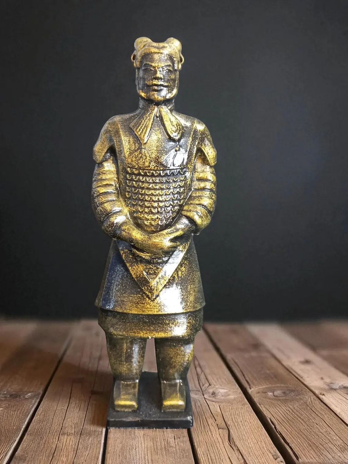 Figura Guerrero de Terracota Alto Oficial 15 cm – Acabado Bronce Envejecido 1