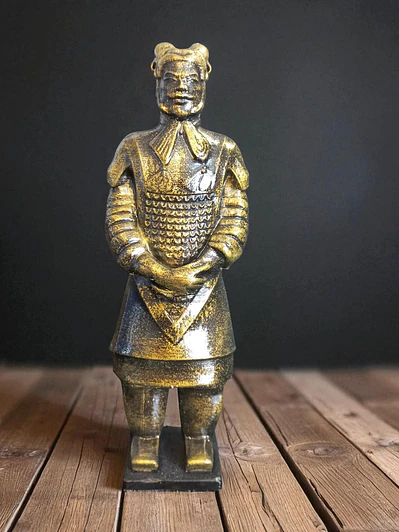 Figura Guerrero de Terracota Alto Oficial 15 cm – Acabado Bronce Envejecido