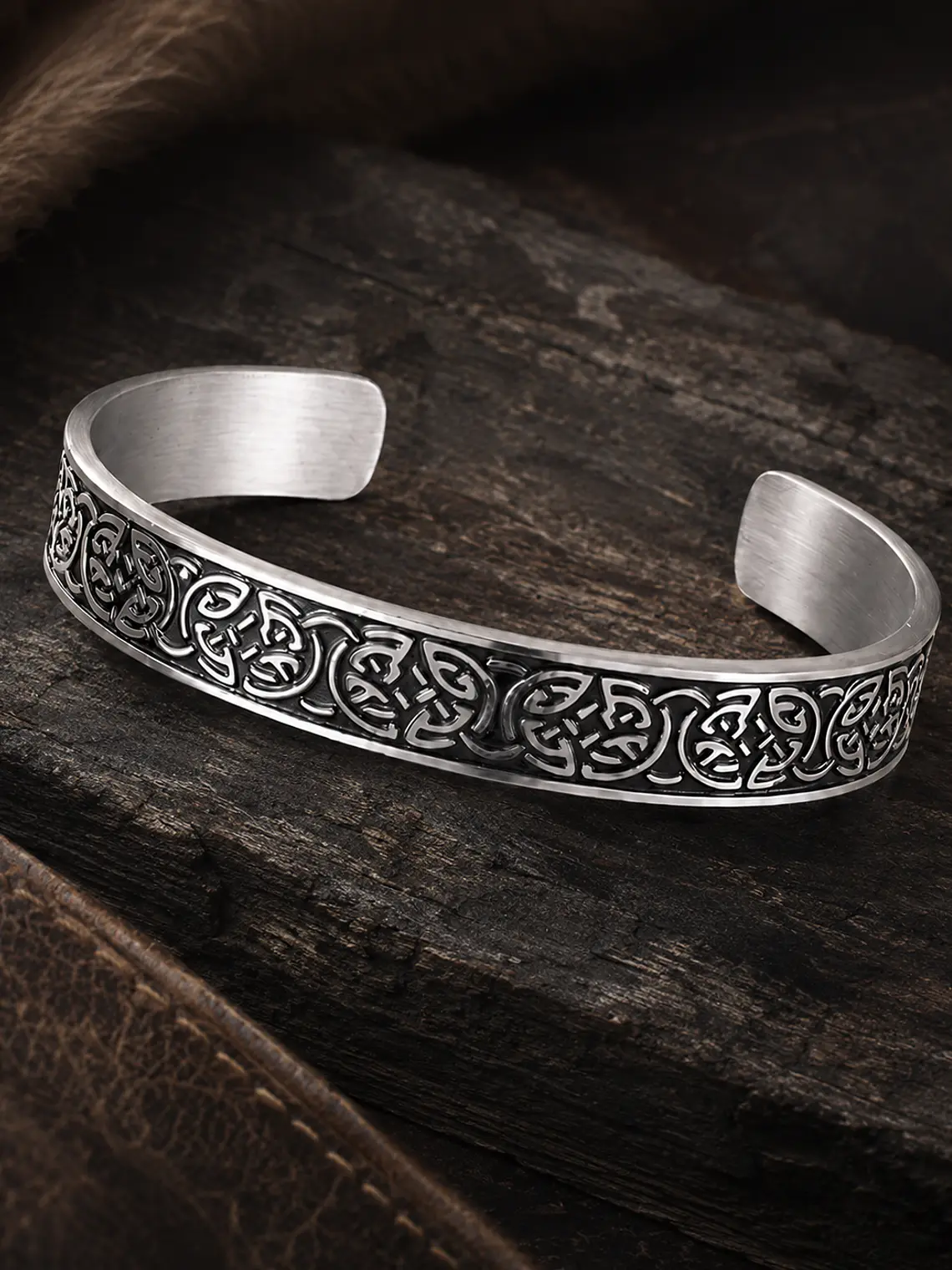 Brazalete Vikingo Jormungandr en Acero Inoxidable – Entrelazado Nórdico 1