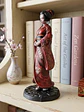 Geisha Akane – Dama Carmesí 15 cm | Kimono Rojo y Oro - Miniatura 2