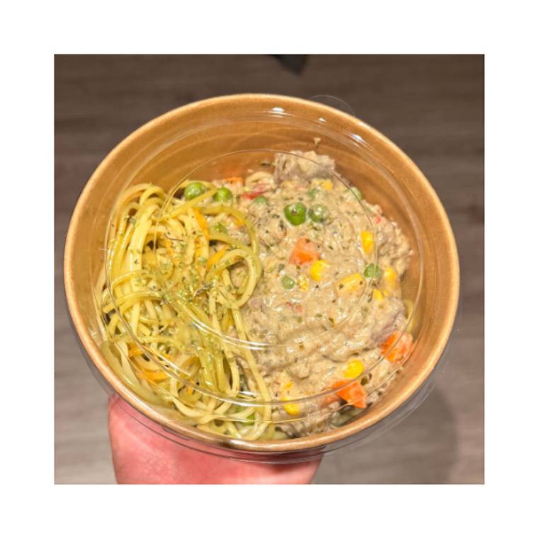 Pasta Tricolor con Carne y verduras a la crema 1